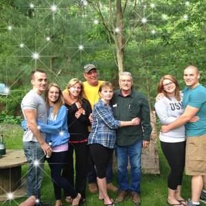 Meet your Posher, Dee